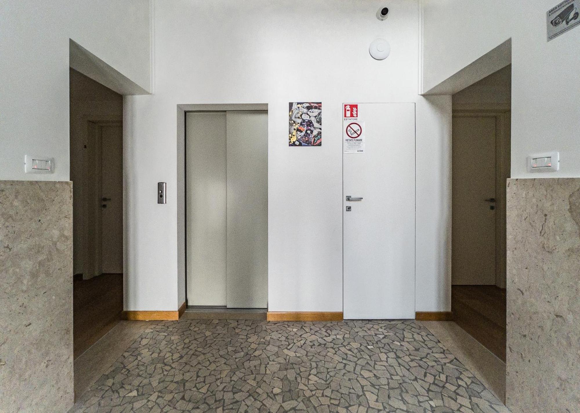 Rrrapido Holy Suites And Rooms - Via Sardegna Milan Exterior photo