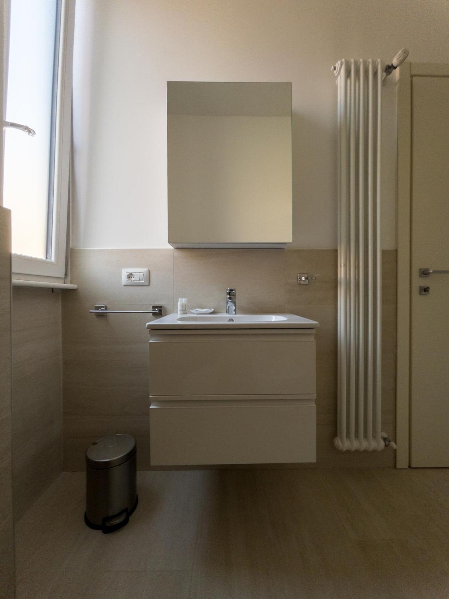 Rrrapido Holy Suites And Rooms - Via Sardegna Milan Exterior photo
