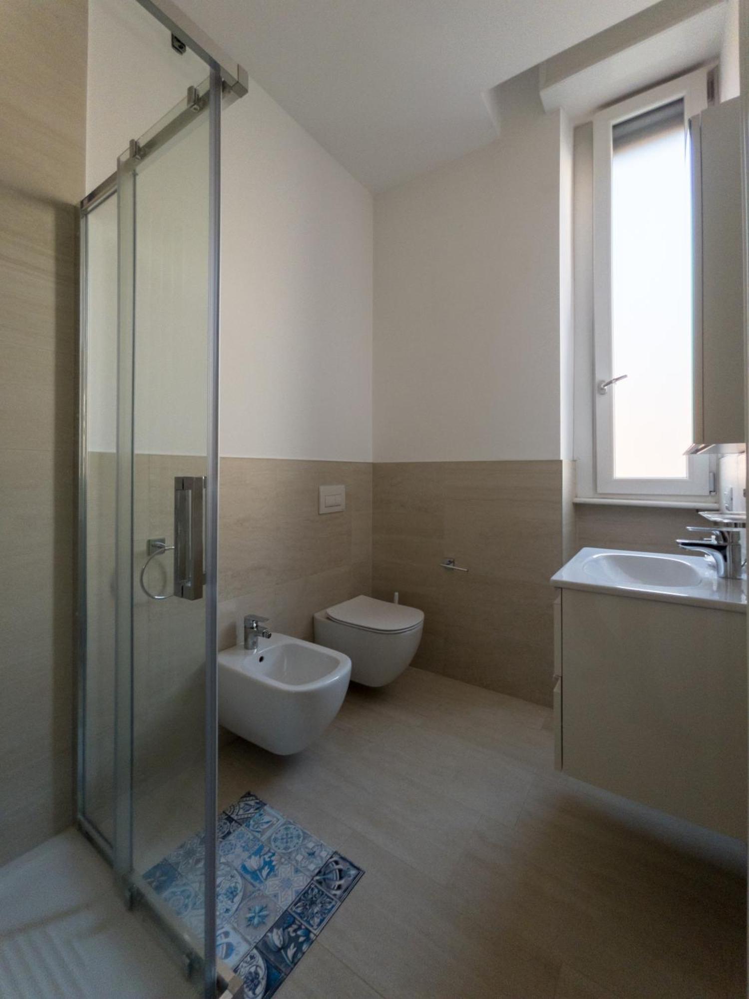 Rrrapido Holy Suites And Rooms - Via Sardegna Milan Exterior photo