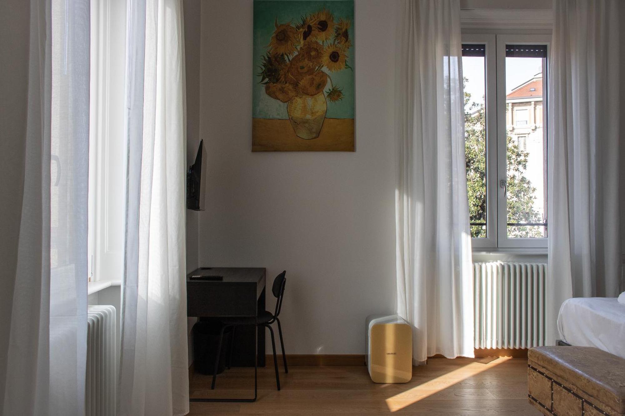 Rrrapido Holy Suites And Rooms - Via Sardegna Milan Exterior photo