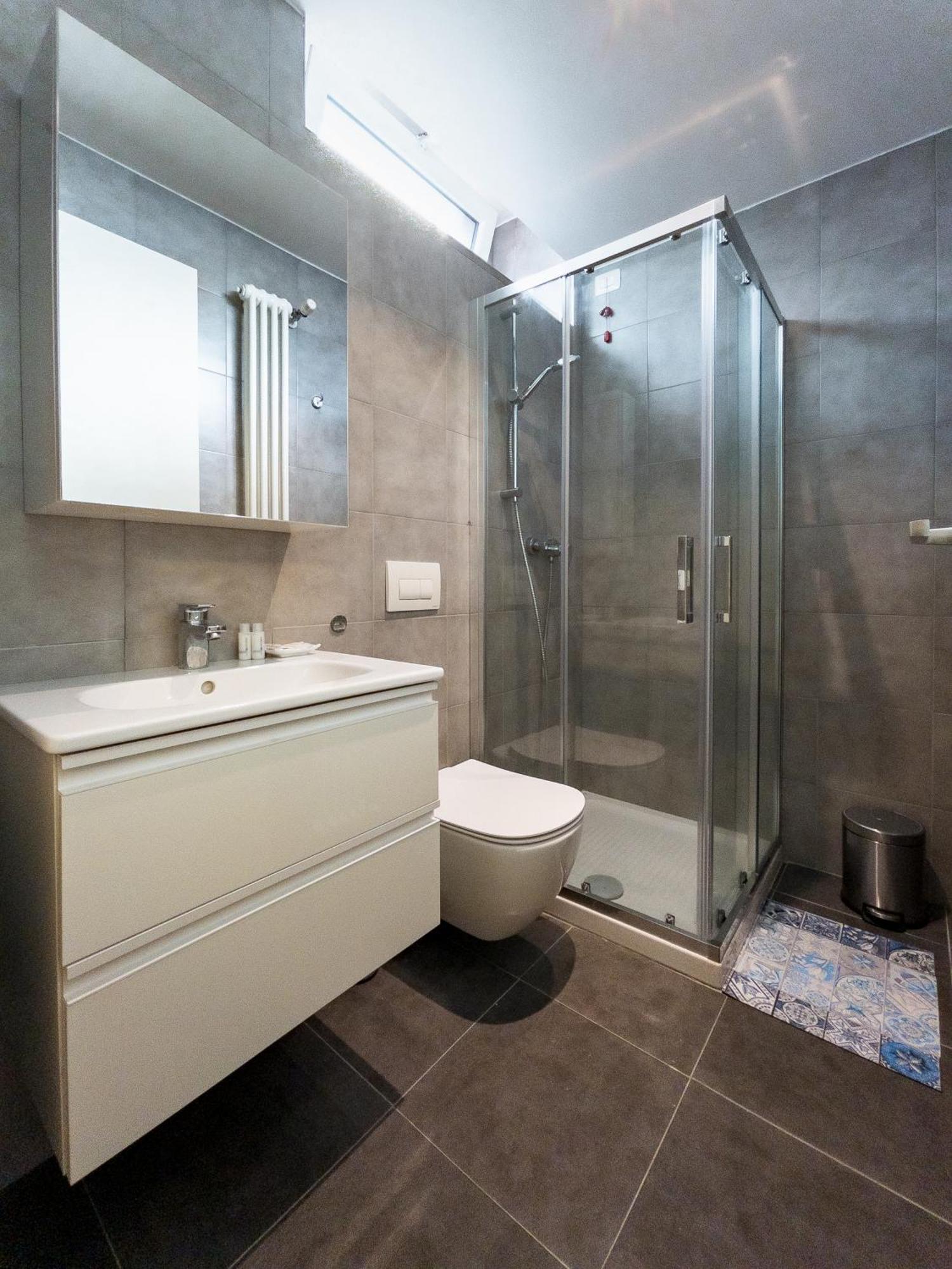 Rrrapido Holy Suites And Rooms - Via Sardegna Milan Exterior photo